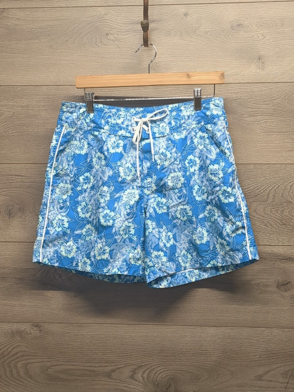White Sierra Floral Swim Trunks Women's Size 8